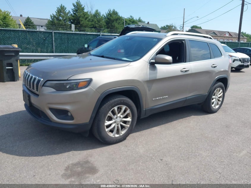 1C4PJMCB8KD343635 2019 Jeep Cherokee Latitude 4x4 photo 1