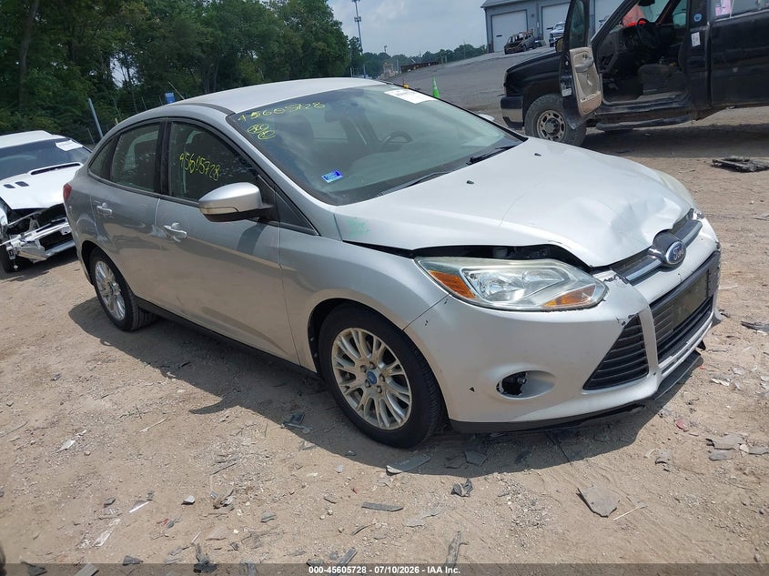 Vin: 1fadp3f27dl283675, lot: 46104151, ford focus se 2013 img_1