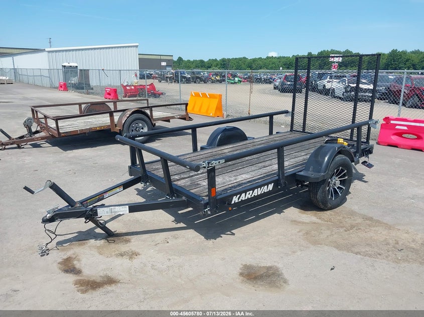 2023 KARAVAN 10' UTILITY auction photo 2