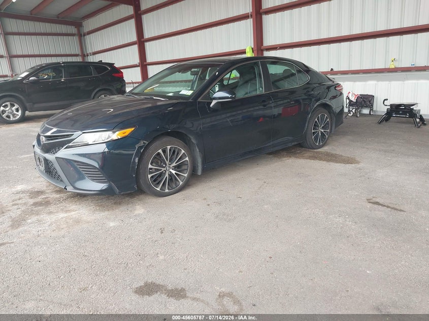 2018 Toyota Camry Se, Левый бок, IAAI, VIN 4T1B11HK5JU616963 — фото 2