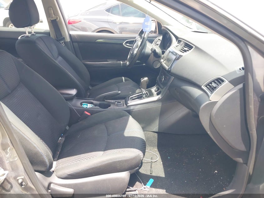 2019 NISSAN SENTRA auction photo 5