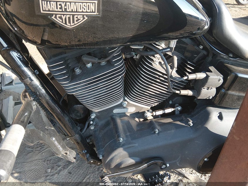 2016 Harley-Davidson Fxdls VIN: 1HD1GS825GC321377 Lot: 45605862