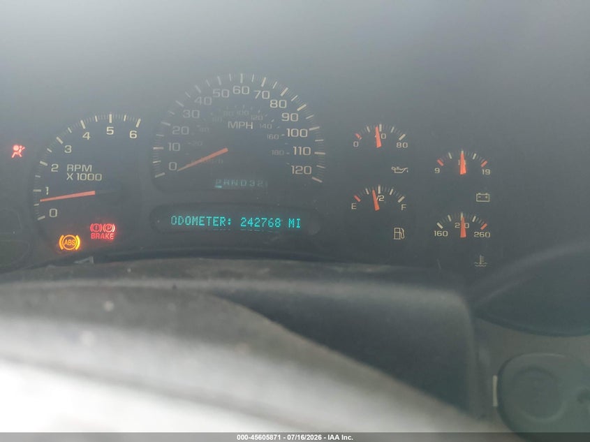2003 GMC YUKON auction photo 7