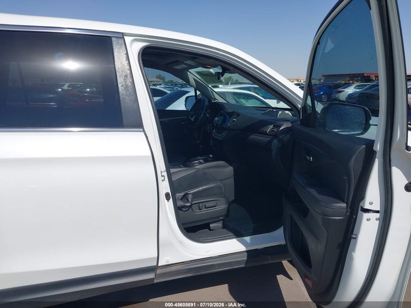 2021 HONDA PILOT auction photo 5