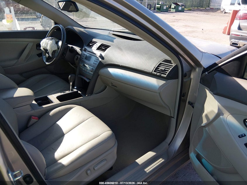 2009 TOYOTA CAMRY HYBRID auction photo 5