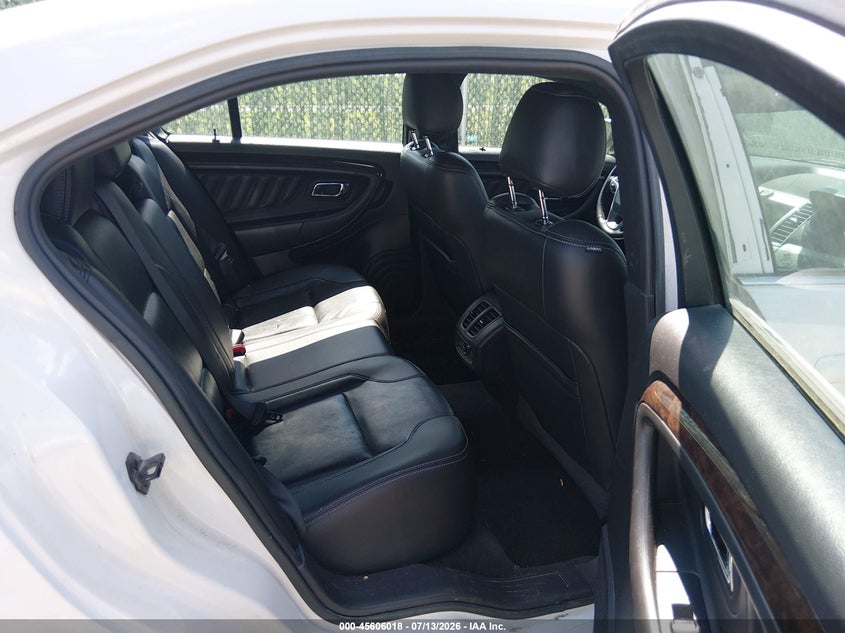 2017 FORD TAURUS auction photo 8