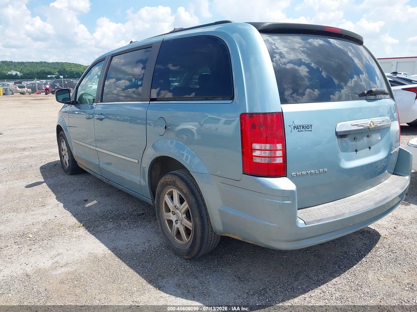 Vin: 2a4rr5d11ar170690, lot: 46104522, chrysler town & country touring 20103