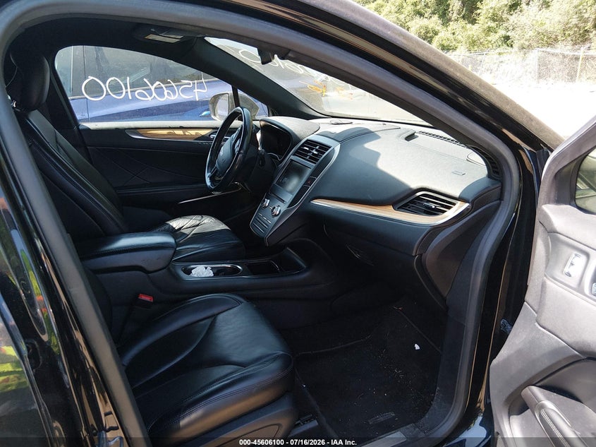 AtlanticExpress - Lincoln MKC