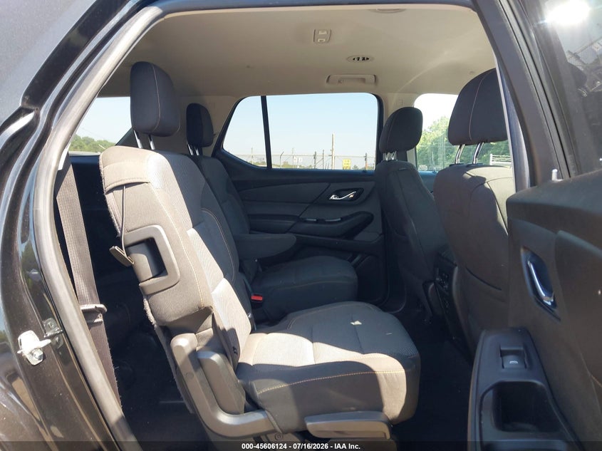 2018 CHEVROLET TRAVERSE auction photo 8