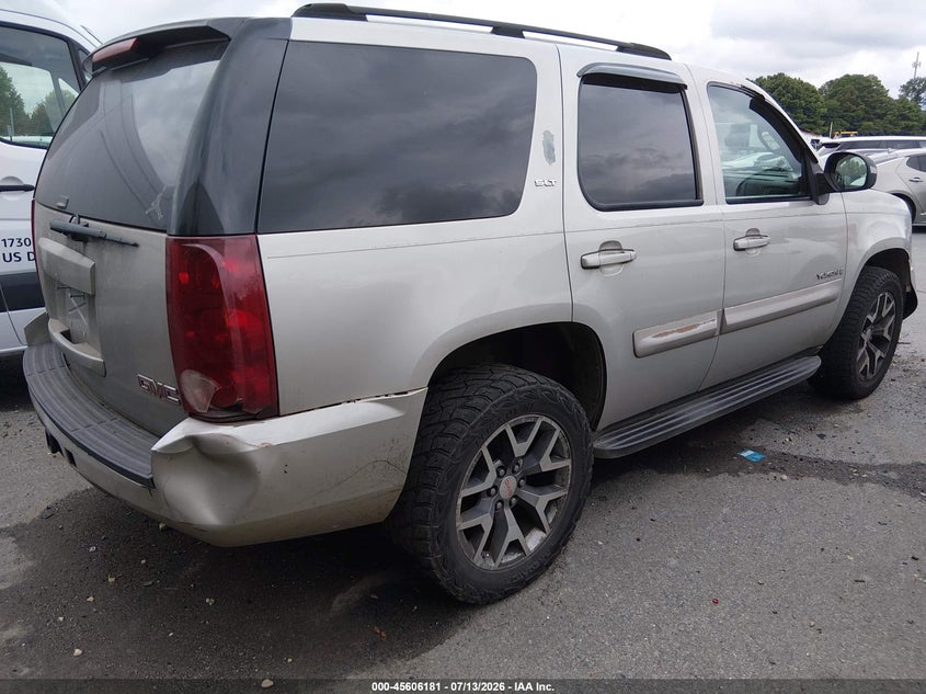 2007 GMC YUKON auction photo 4