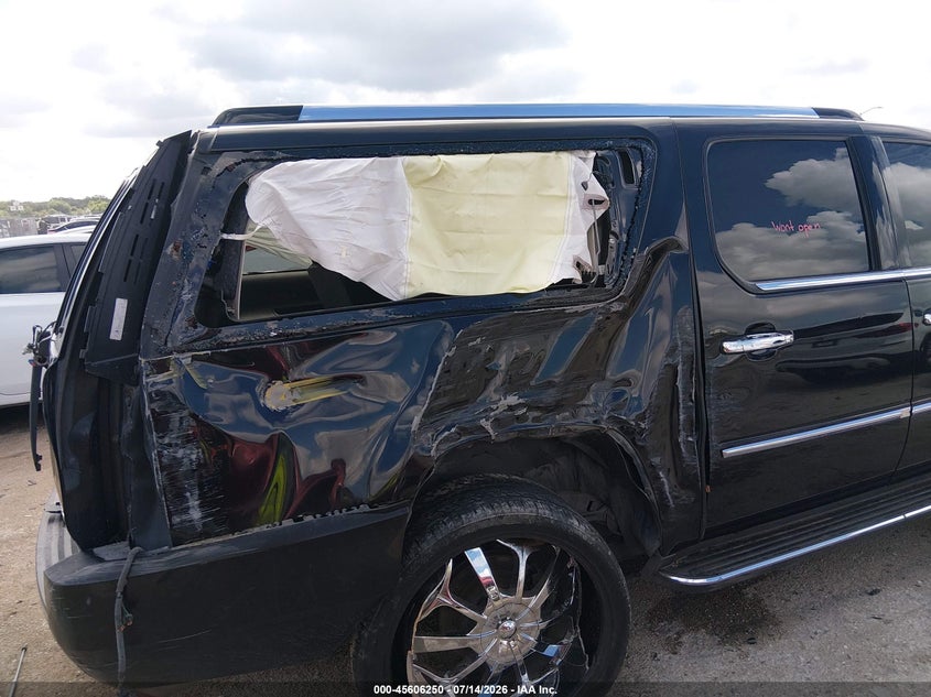 2008 Cadillac Escalade Esv VIN: 1GYFK66868R102764 Lot: 45606250