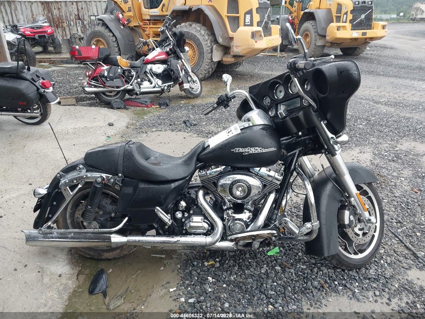 2011 Harley-Davidson Flhx VIN: 1HD1KB41XBB675843 Lot: 45606332
