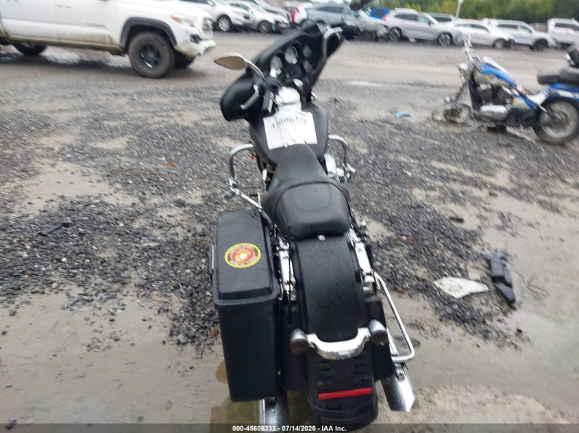 2011 Harley-Davidson Flhx VIN: 1HD1KB41XBB675843 Lot: 45606332