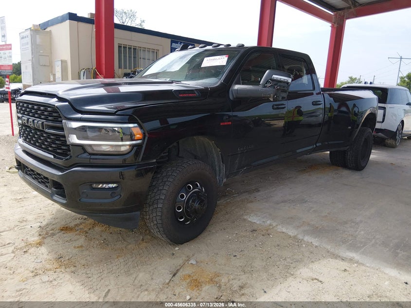 2024 RAM 3500, Rear, IAAI, VIN 3C63RRHLXRG185325 — photo 2