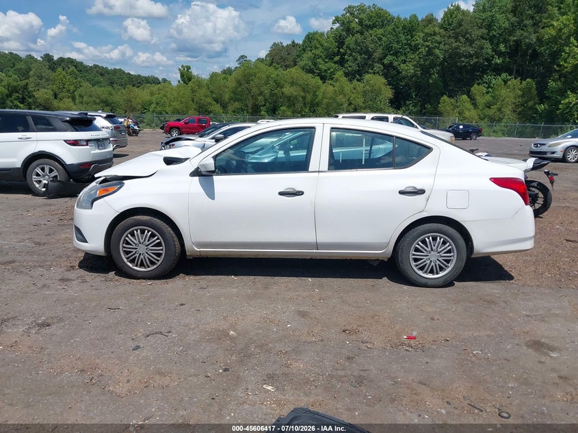 2018 Nissan Versa 1.6 S+ VIN: 3N1CN7AP5JL863872 Lot: 45606417