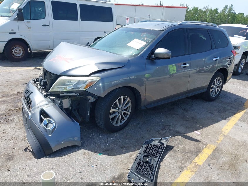 2016 NISSAN PATHFINDER auction photo 2