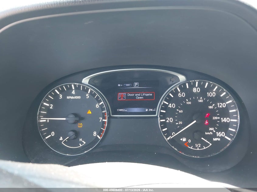 2016 NISSAN PATHFINDER auction photo 7