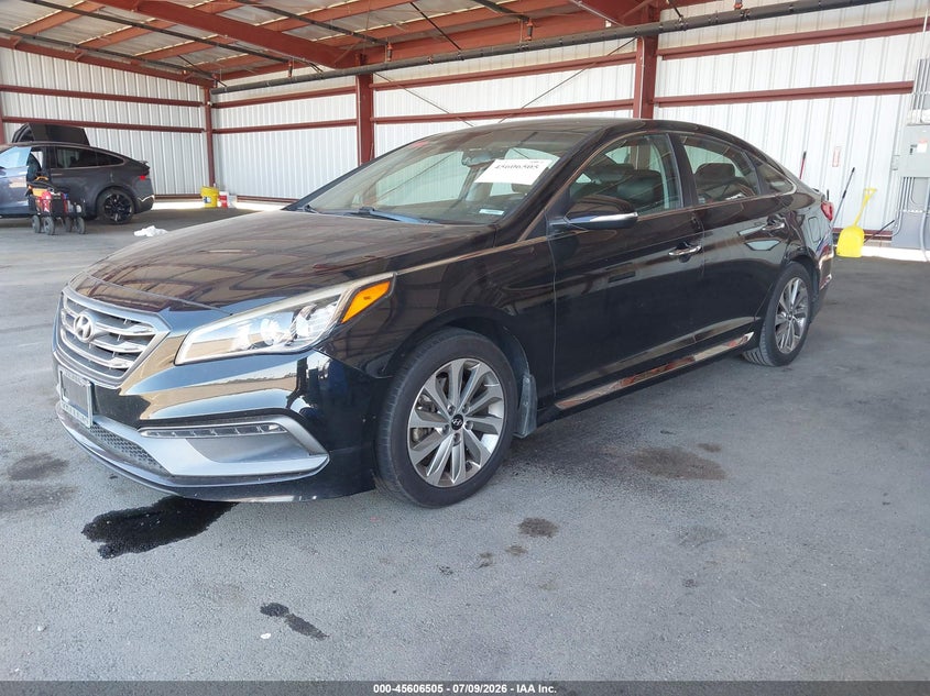 2016 HYUNDAI SONATA auction photo 2