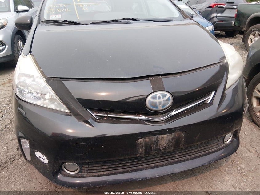 2012 TOYOTA PRIUS V auction photo 6