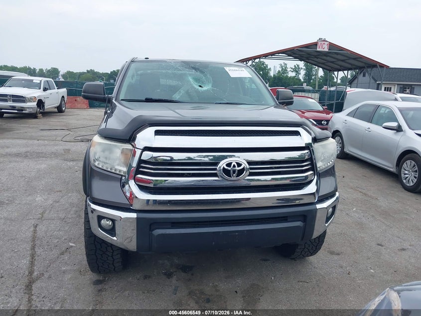 2017 Toyota Tundra Sr5 5.7L V8 VIN: 5TFDY5F10HX612354 Lot: 45606549