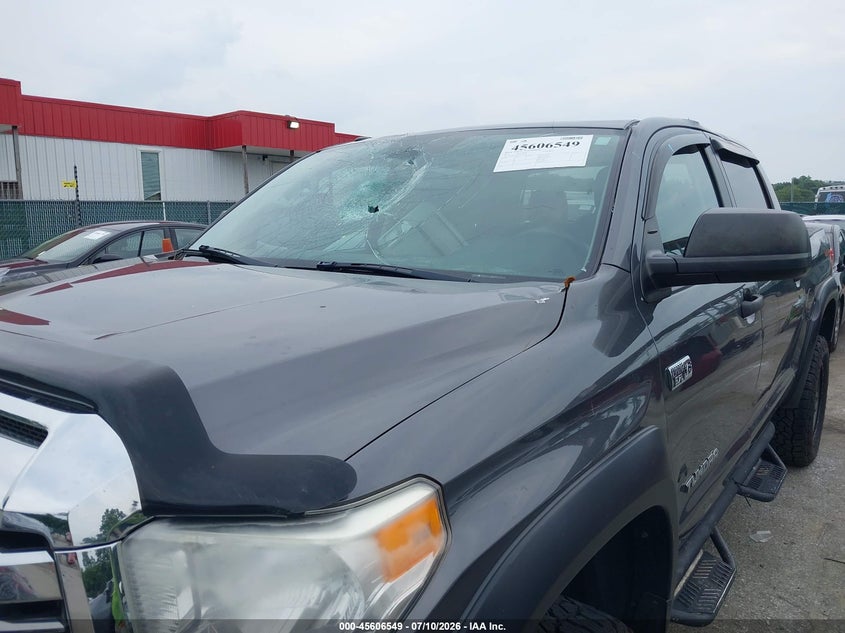 2017 Toyota Tundra Sr5 5.7L V8 VIN: 5TFDY5F10HX612354 Lot: 45606549