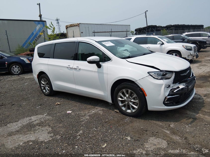 Vin: 2c4rc3bg9pr570072, lot: 46104982, chrysler pacifica touring l awd 2023 img_1
