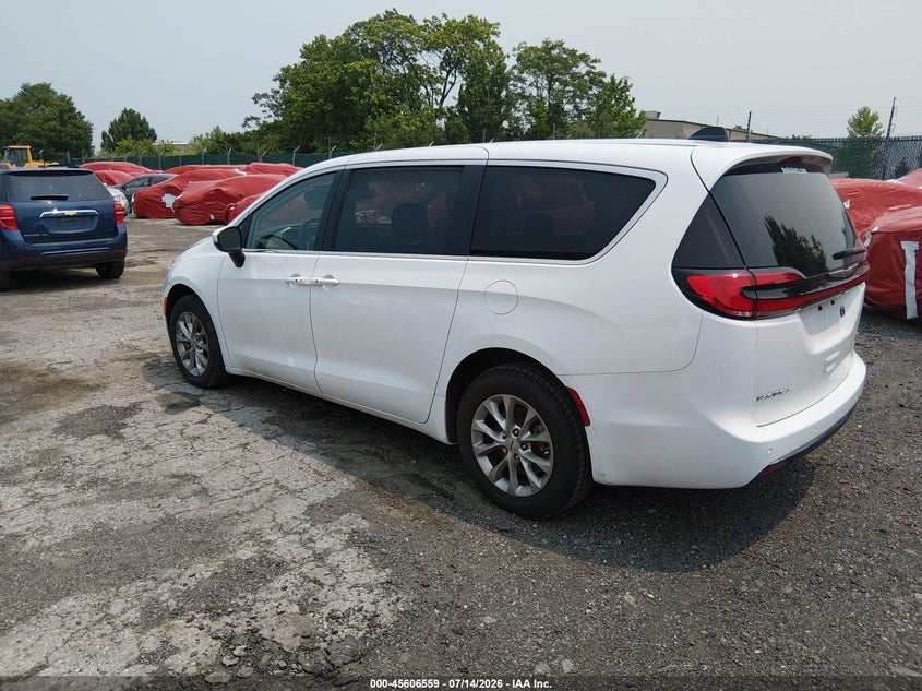 Vin: 2c4rc3bg9pr570072, lot: 46104982, chrysler pacifica touring l awd 20233