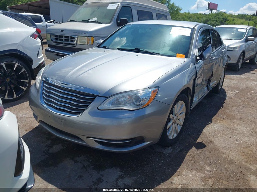 2014 CHRYSLER 200 auction photo 2