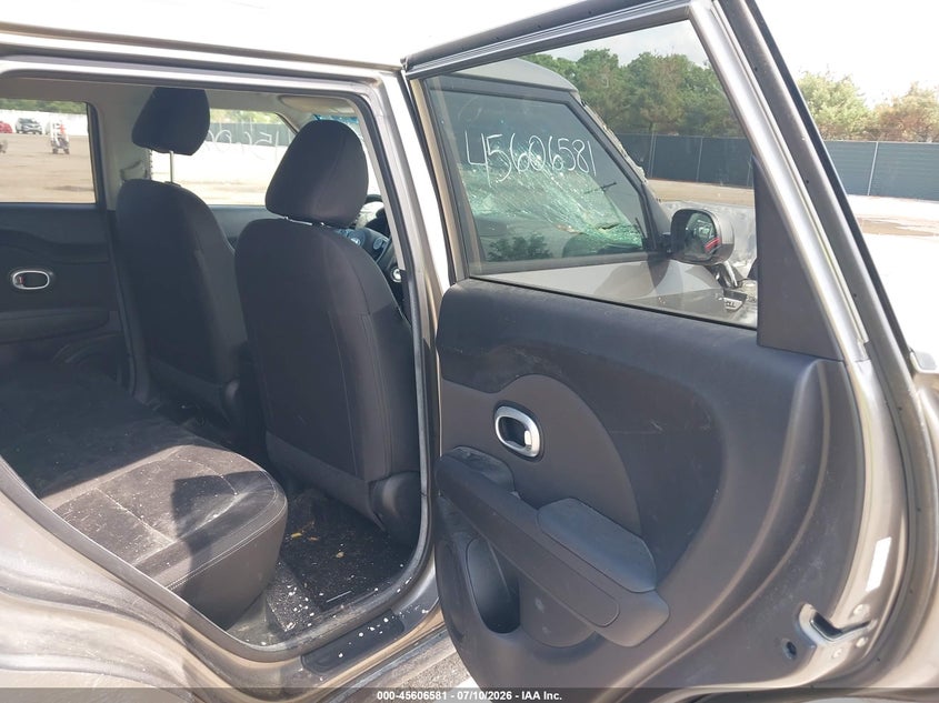 2016 Kia Soul VIN: KNDJN2A22G7274352 Lot: 45606581