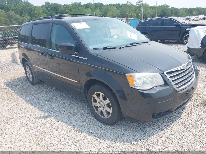 2010 Chrysler Town & Country