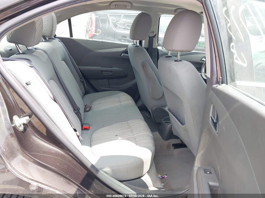 2015 CHEVROLET SONIC auction photo 8