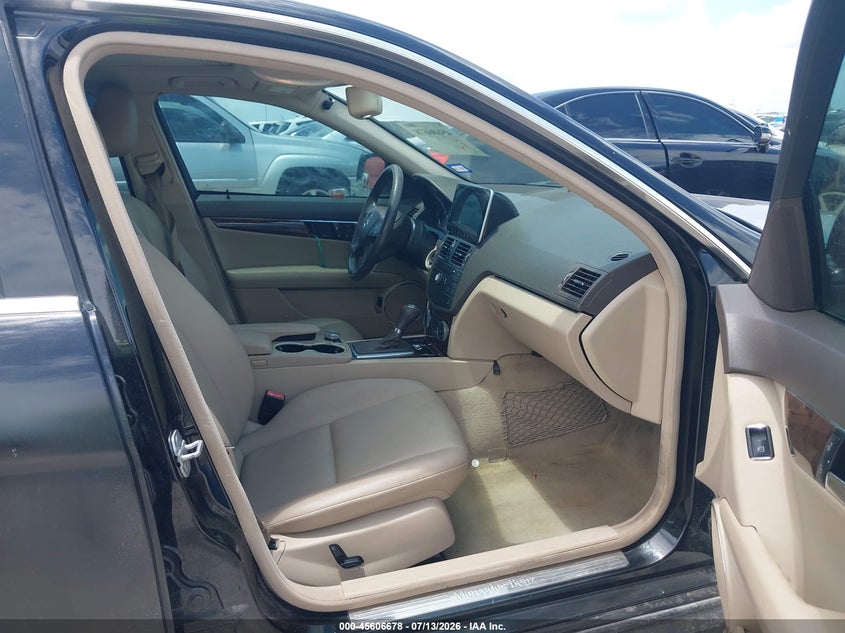 2009 MERCEDES-BENZ C 300 auction photo 5