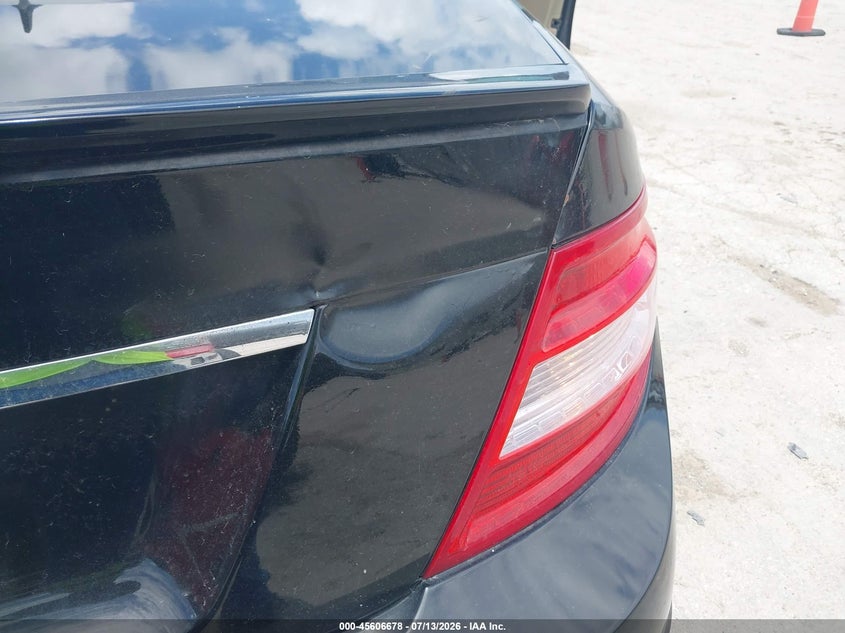 2009 MERCEDES-BENZ C 300 auction photo 6