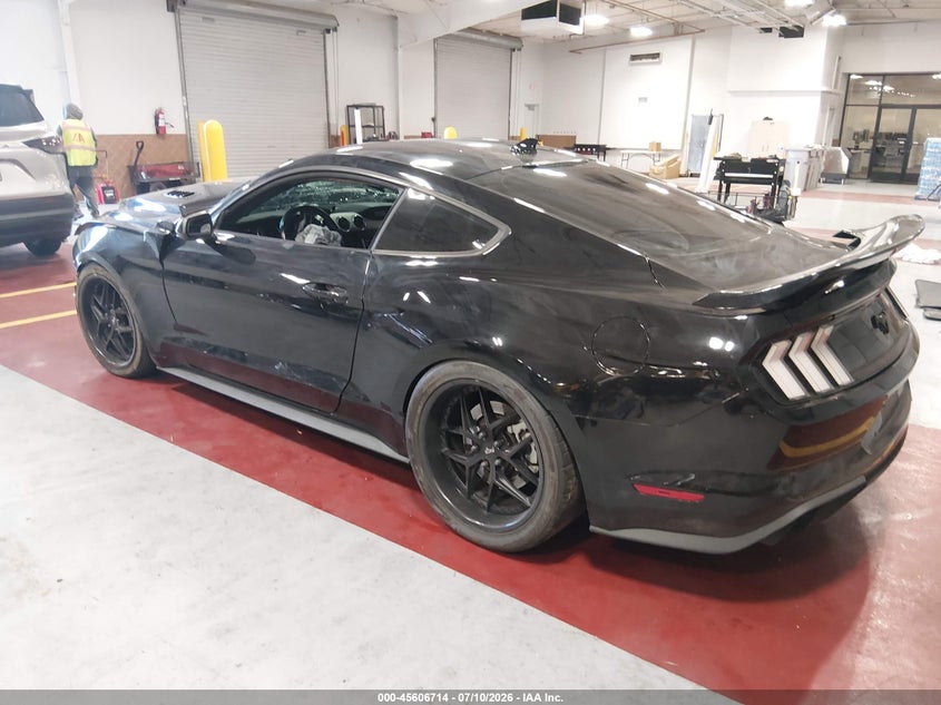 2022 FORD MUSTANG COUPE 5.0L V-8 DI, DOHC, VVT, 450HP