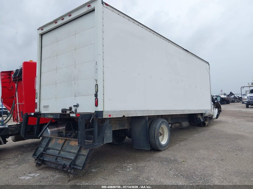 2013 FORD F-750 auction photo 4