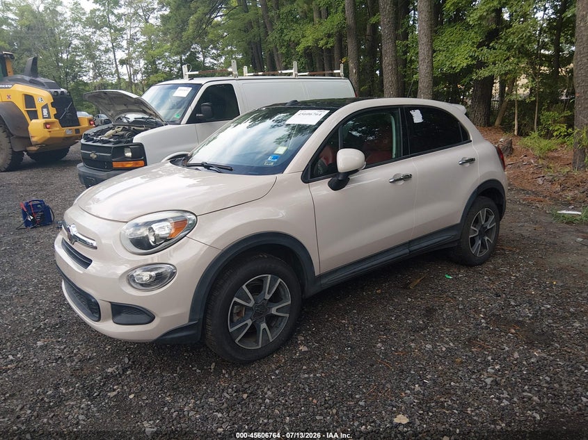 2016 Fiat 500X, Обычный износ, IAAI, VIN ZFBCFYBT1GP377118 — фото 2