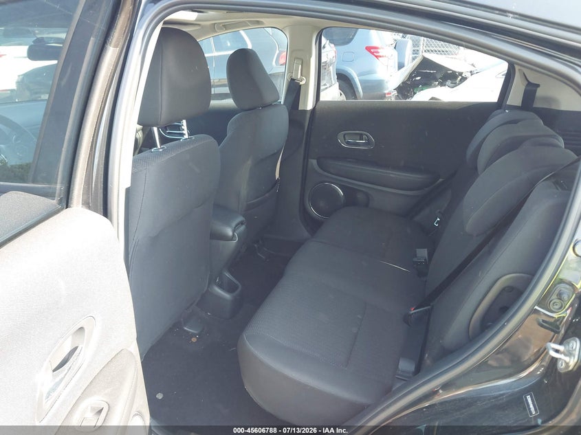 2017 HONDA HR-V EX — Photo 8