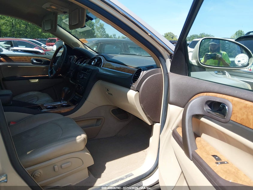 2008 BUICK ENCLAVE auction photo 5
