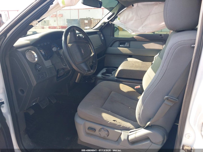 2013 FORD F-150 XLT · Фото 5