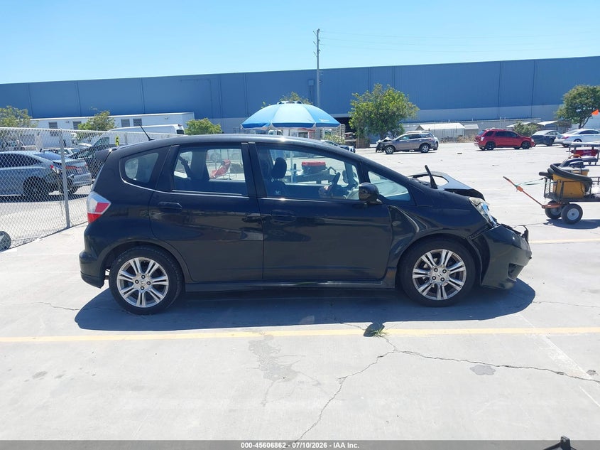 2010 Honda Fit Sport VIN: JHMGE8H43AC020392 Lot: 45606862