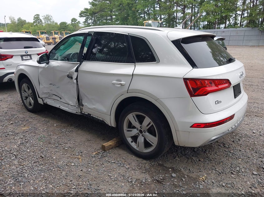 Vin: wa1bnafy9j2240838, lot: 46105327, audi q5 2.0t premium/2.0t tech premium 20183