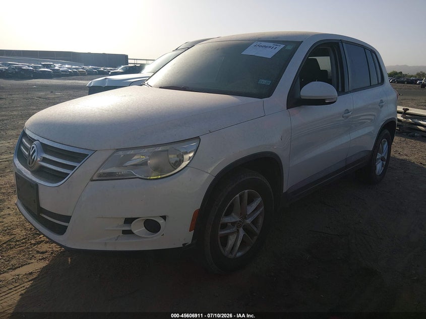 2011 Volkswagen Tiguan S WVGAV7AX0BW534427 photo 1
