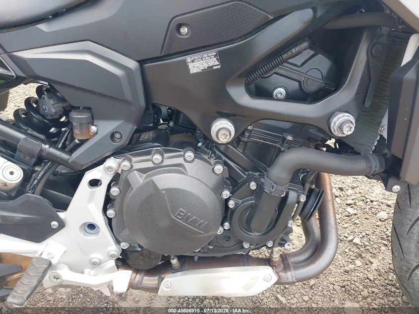 2024 BMW F 900 auction photo 8