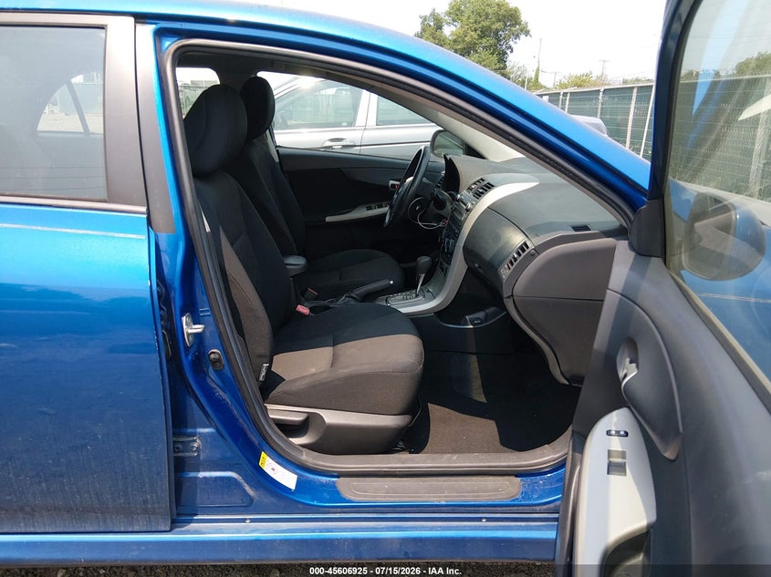 2010 TOYOTA COROLLA auction photo 5