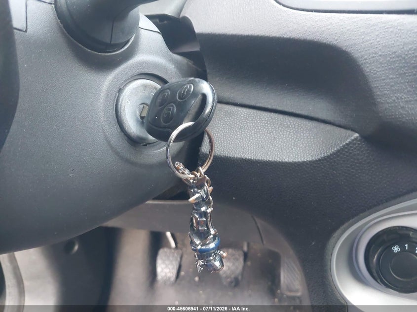 2014 Ford Fiesta Se VIN: 3FADP4BJ2EM220695 Lot: 45606941