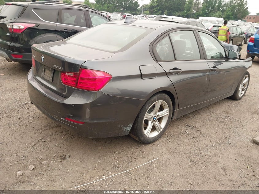 Vin: wba3c3g54fnt51283, lot: 46105402, bmw 320i xdrive 20154