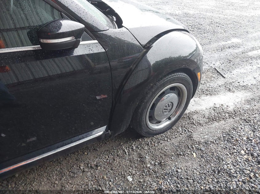 2015 Volkswagen Beetle 1.8T Classic VIN: 3VW517AT5FM808416 Lot: 45607007
