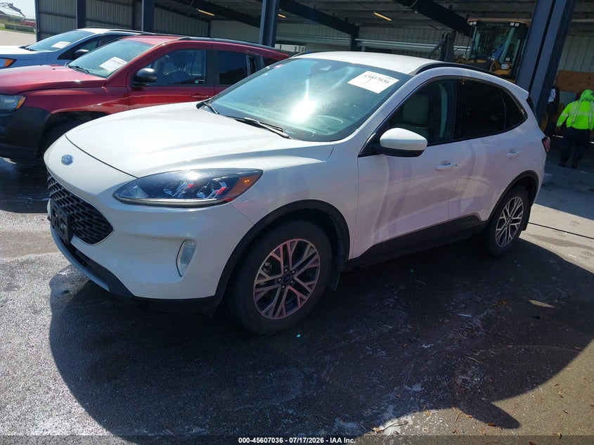2021 FORD ESCAPE auction photo 2