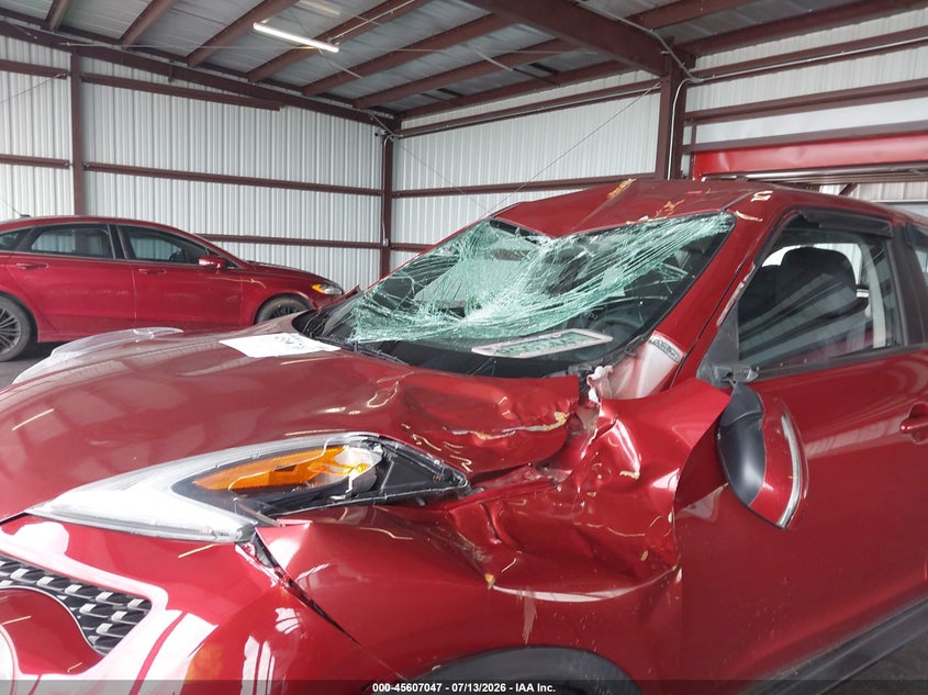 2017 Nissan Juke S VIN: JN8AF5MR6HT701942 Lot: 45607047
