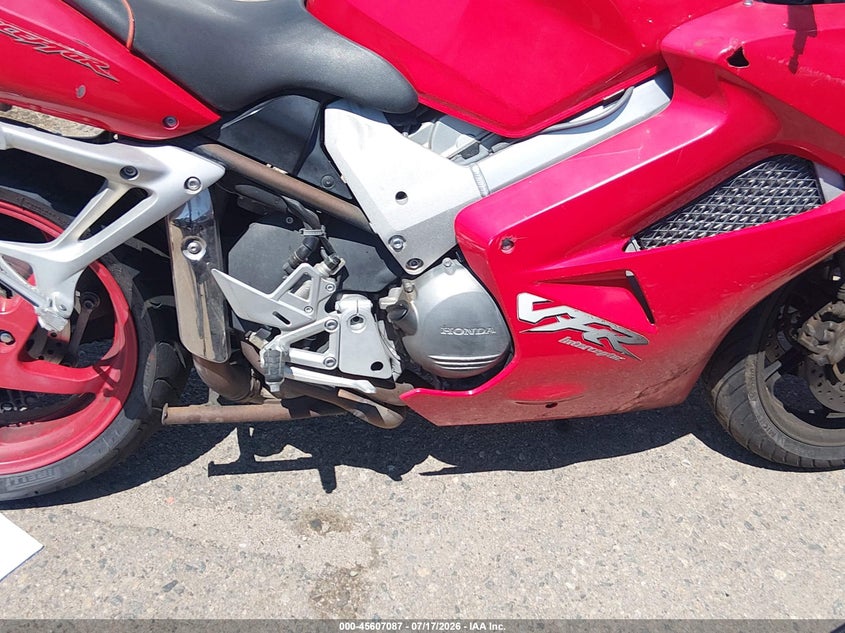2002 Honda Vfr800 VIN: JH2RC46172M401943 Lot: 45607087